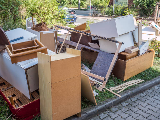 Best Garage Cleanout Services  in Spring Grove, MN